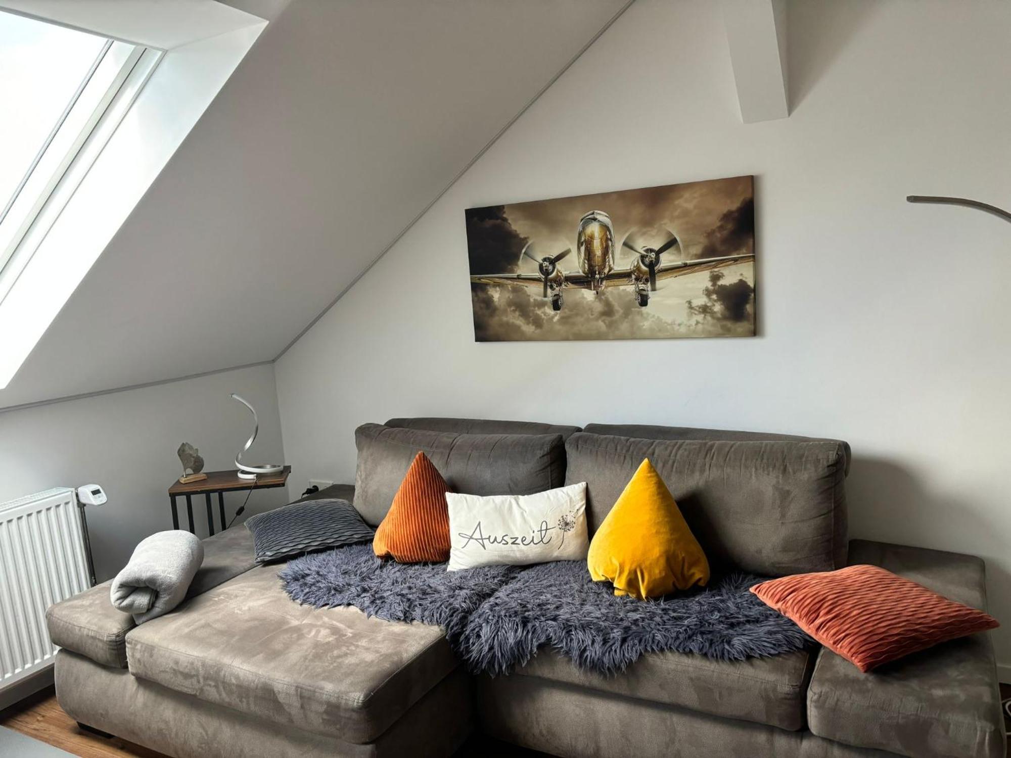 Auszeit2 Erfurt - Stilvolle Dachwohnung Mit Parkplatz - Zentrumsnah Exterior foto